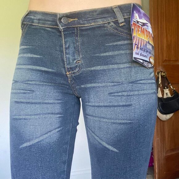 Vintage Deadstock Y2K Brazilian Low Rise Flare Jeans with Faded Details - Picture 1 of 8